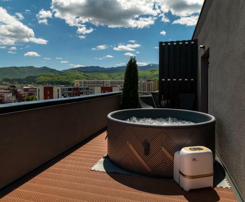 Apartamento The Skylark Penthouse With Jacuzzi & Panoramic View