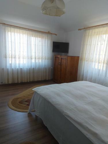Villa Pensiunea Poiana Luminoas?