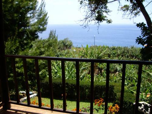 Little Cottage By The Sea