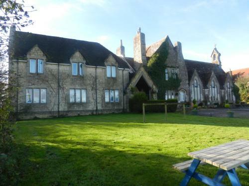 School House Hotel & Restaurant