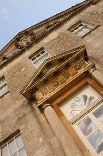 Hotel Lydiard House Conference Centre