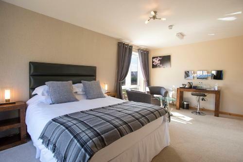 Hostal Mingarry Park