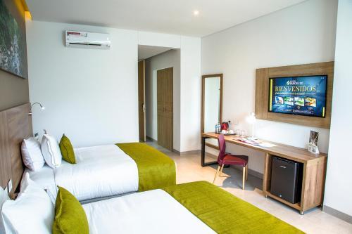 Hotel Pance 122