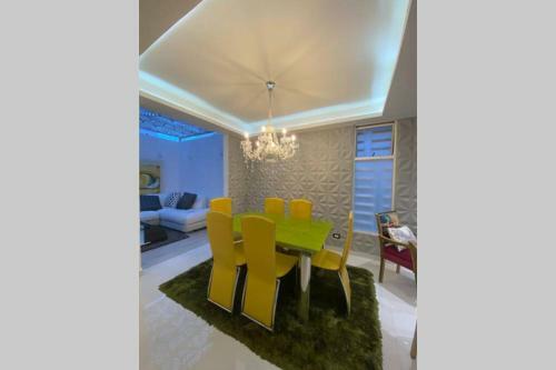 Luxury Casa Vacacional Por D�as -mes Bien Dotada