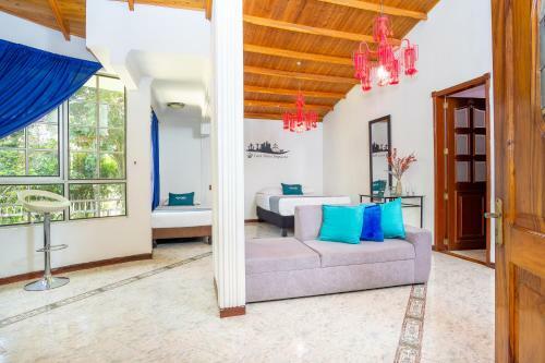 Hostal Ayenda Casa Impacto