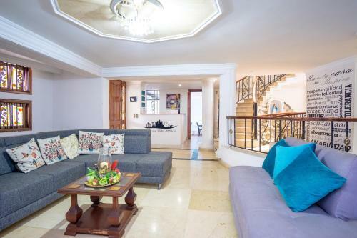 Hostal Ayenda Casa Impacto