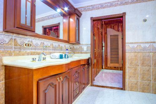 Hostal Ayenda Casa Impacto