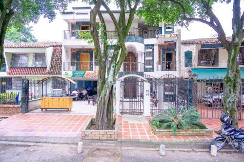 Hostal Ayenda Casa Impacto