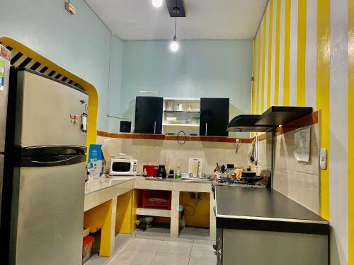 Ding-dong Hostel