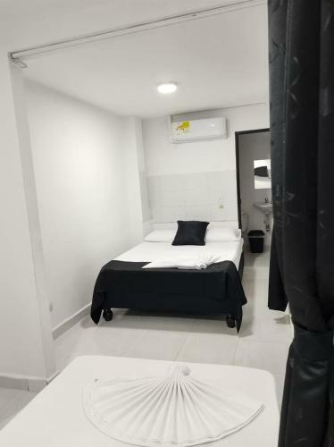 Hotel Black & White