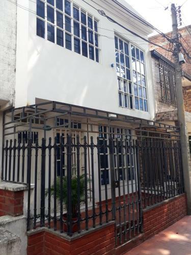 Apartamento Lindo Estudio Con Cama Mezaninie