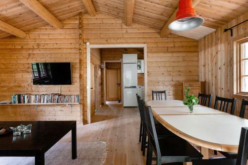 Modernly Furnished Cottage