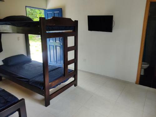 Hostal Puerta Az�l Capurgan�