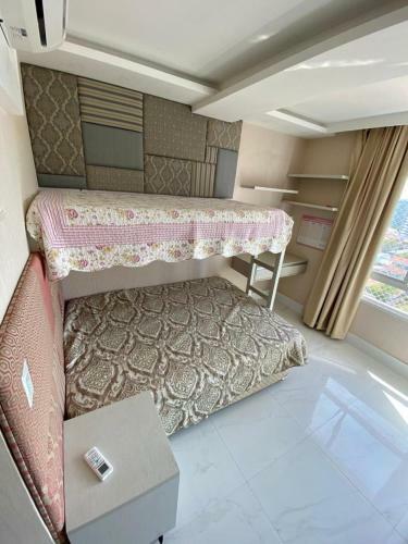 Apartamento Cobertura Com 02 Quartos Climatizados, Piscina E Vista Mar
