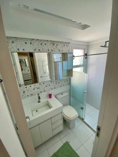Apartamento Cobertura Com 02 Quartos Climatizados, Piscina E Vista Mar