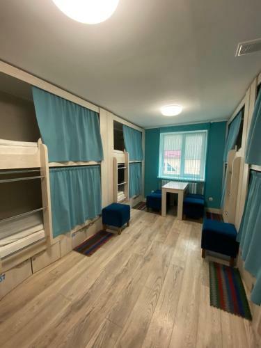 Hostel Zolota Nyva