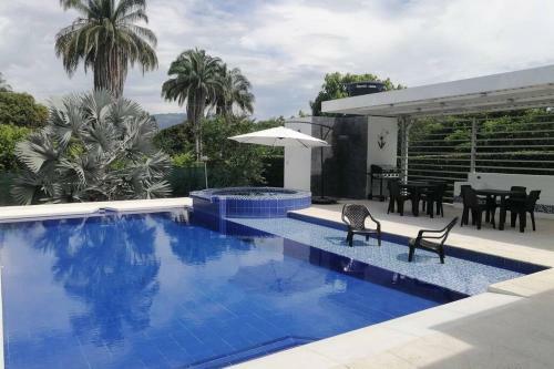 Hermosa Villa Privada En Condominio