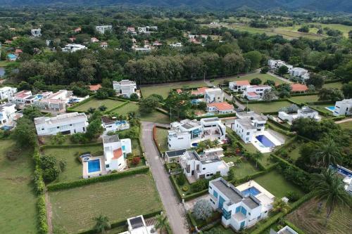 Hermosa Villa Privada En Condominio