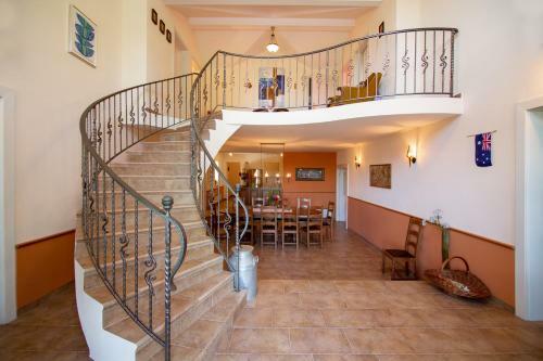 Villa Anton - The Old Dairy