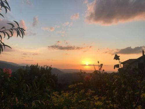 Captivating 2-bed House In Arganil