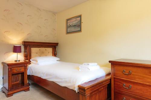 The Kings Arms And Royal Hotel, Godalming, Surrey