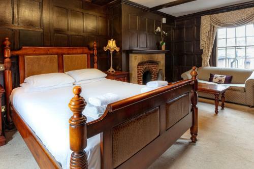 The Kings Arms And Royal Hotel, Godalming, Surrey