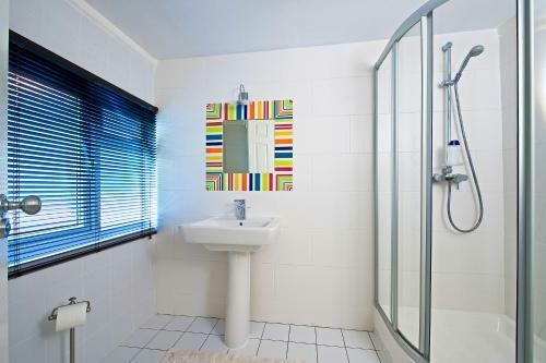 Hostal Godalming Hotel