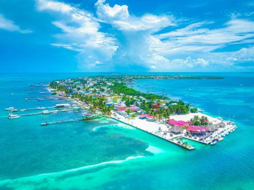 Hotel Caye Caulker Condos