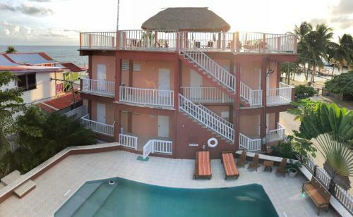Hotel Caye Caulker Condos