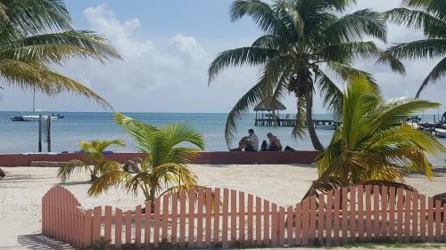 Hotel Caye Caulker Condos