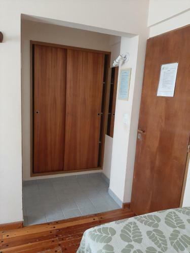 Hostal Lowcost Madryn