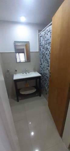 Apartamento Departamento En Edificio Madryn II