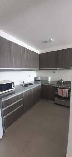 Apartamento Departamento En Edificio Madryn II
