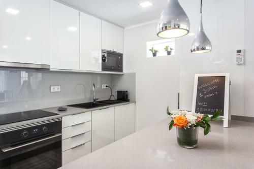 Luxury Beach Apartment At Arma��o De P�ra
