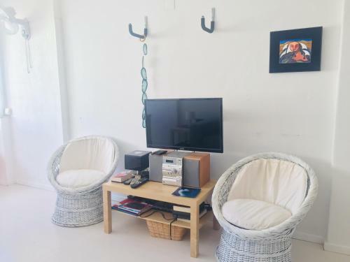 Beach Apartment - Sea View- Walk To The Beach - Algarve