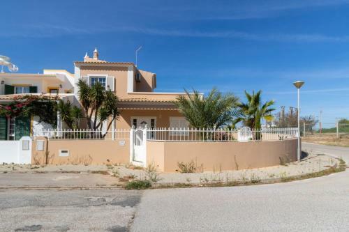 Villa Ribeiro