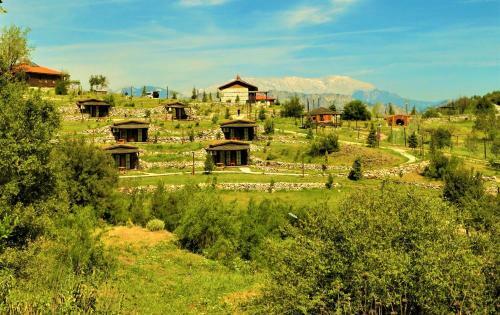 Milyos Hobbit Hotel