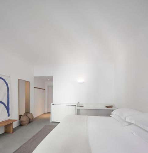 Hostal Casas Caiadas | Open House
