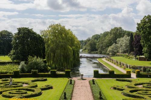 Coombe Abbey Hotel