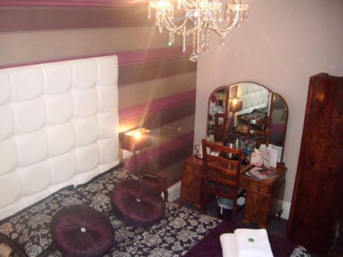 Grimscote Manor Hotel