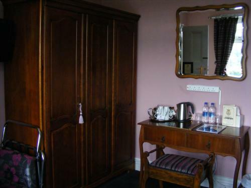 Grimscote Manor Hotel