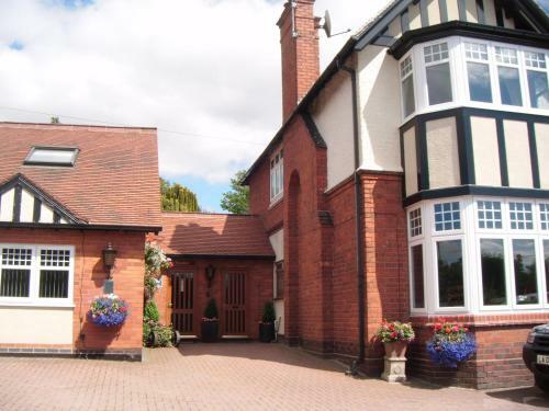 Grimscote Manor Hotel