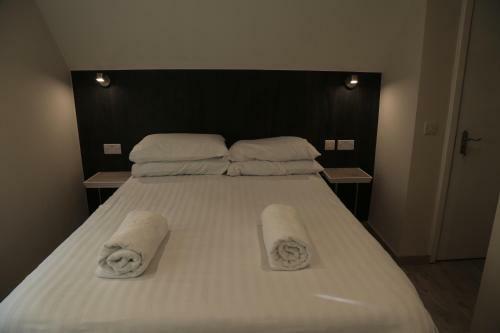 Hostal Debden Guest House