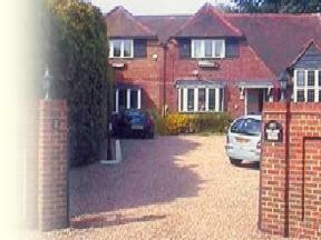 Hostal Debden Guest House