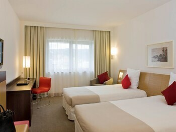 Hotel Novotel London Heathrow Airport