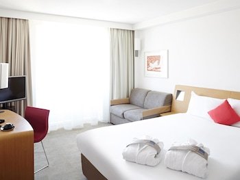 Hotel Novotel London Heathrow Airport