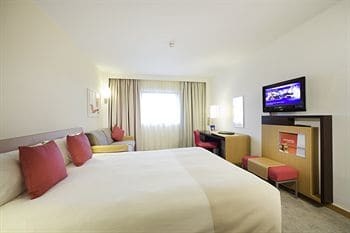 Hotel Novotel London Heathrow Airport