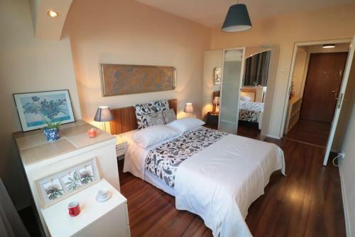 Eva Twin Apartments