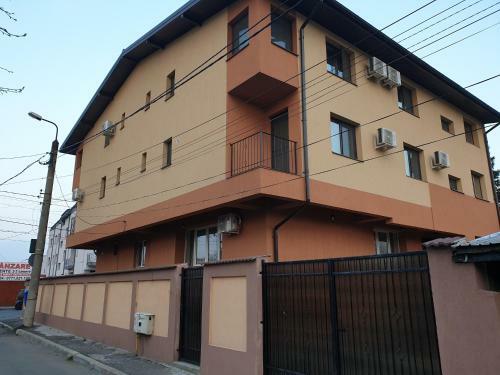 Villa Alla Fundeni Apartments