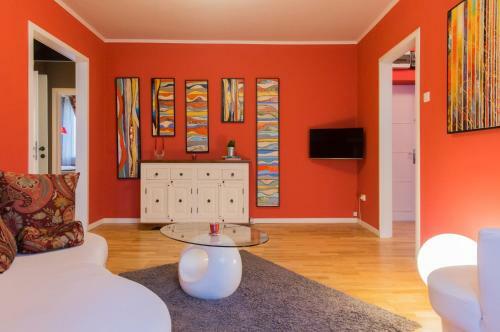 Spacious Downtown Apartment - Old Town